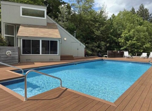 Charming 2-bedroom condo near Sugarbush and Mad River Glen in Waitsfield