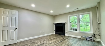 Charming 2-bed apartment in lovely Oakton - a few miles from many universities!