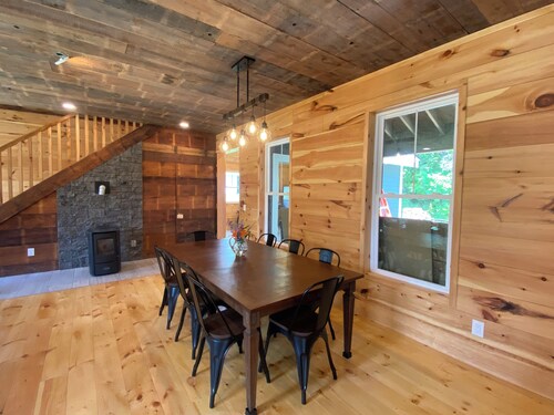 3 bedroom with sleeping loft, fully renovated house in fabulous Bridgton, ME