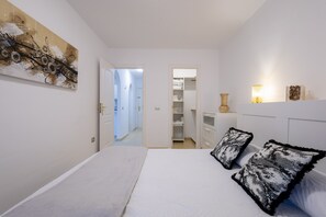 Iron/ironing board, free WiFi, bed sheets - Vivienda con piscina en Puerto de la Cruz (Puerto de la Cruz)