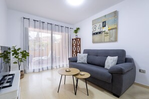 TV - Vivienda con piscina en Puerto de la Cruz (Puerto de la Cruz)