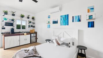 1 bedroom, free WiFi, bed sheets