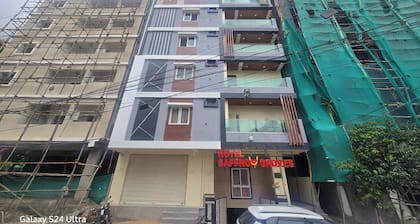 Hotel Saffron Groves