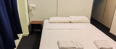 Quarto standard | Wi-Fi de cortesia, roupa de cama