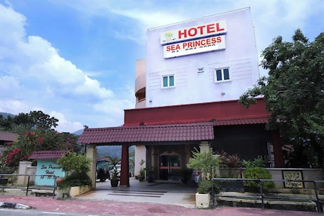 Exterior. Hotel D'Sea Princess