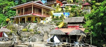 D & A Seaside Cottages