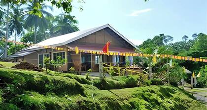 D & A Seaside Cottages