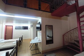 Habitación Grand | Escritorio, wifi gratis, ropa de cama