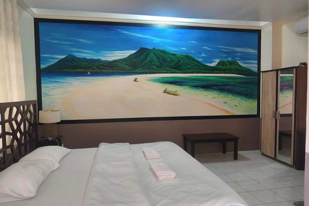 Desk, free WiFi, bed sheets
