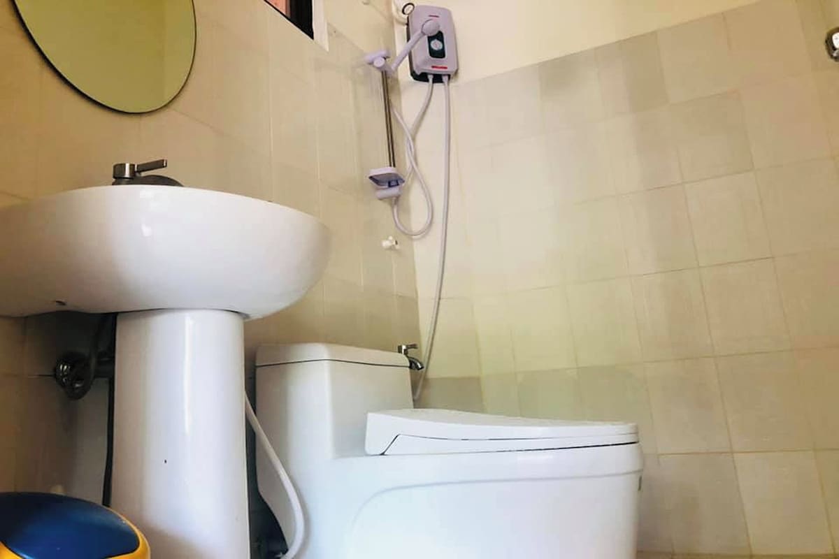 Phòng tắm | Buồng tắm vòi sen, vòi sen phun mưa, đồ dùng nhà tắm miễn phí 