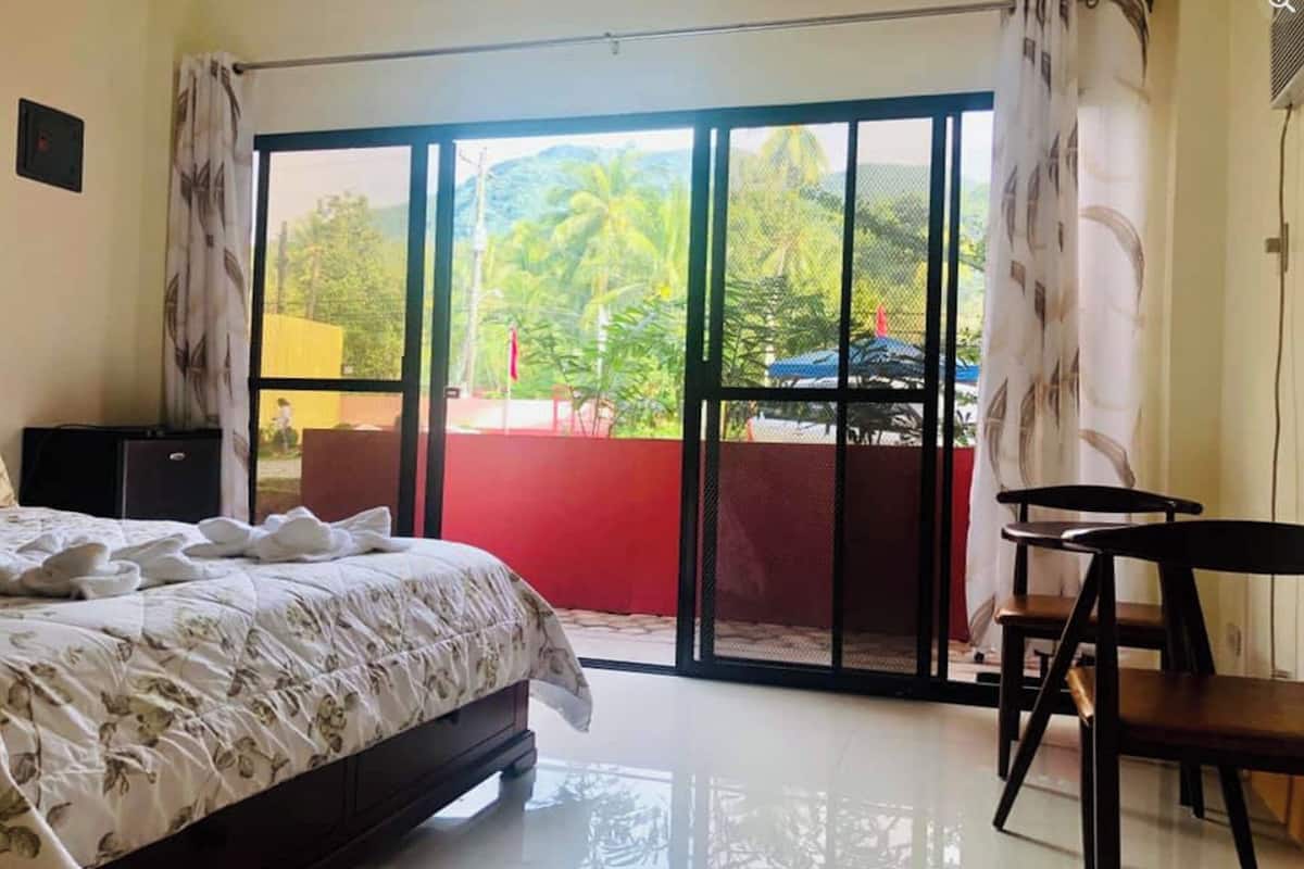 Desk, iron/ironing board (on request), free WiFi, bed sheets