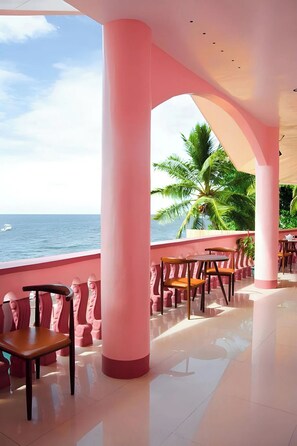 Desayuno con opciones de la cocina local diario (PHP 200 por persona)