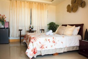 Sunrise View Room | Desk, iron/ironing board, free WiFi, bed sheets