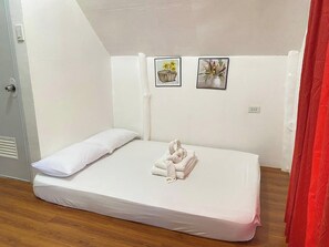 Free WiFi, bed sheets