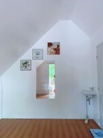 免费 WiFi、床单