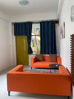 Premium Room | Free WiFi, bed sheets