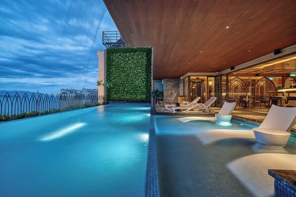 Alberca al aire libre 