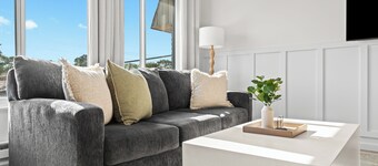 Elegant 1BR Upper Suite | Renovated King Bedroom