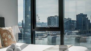 Two Bedroom Two Bathroom Apartments with Stadium & Harbour Views | 암막 커튼, 다리미/다리미판, 유아용 침대, 무료 WiFi