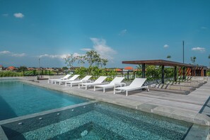 Outdoor pool, sun loungers