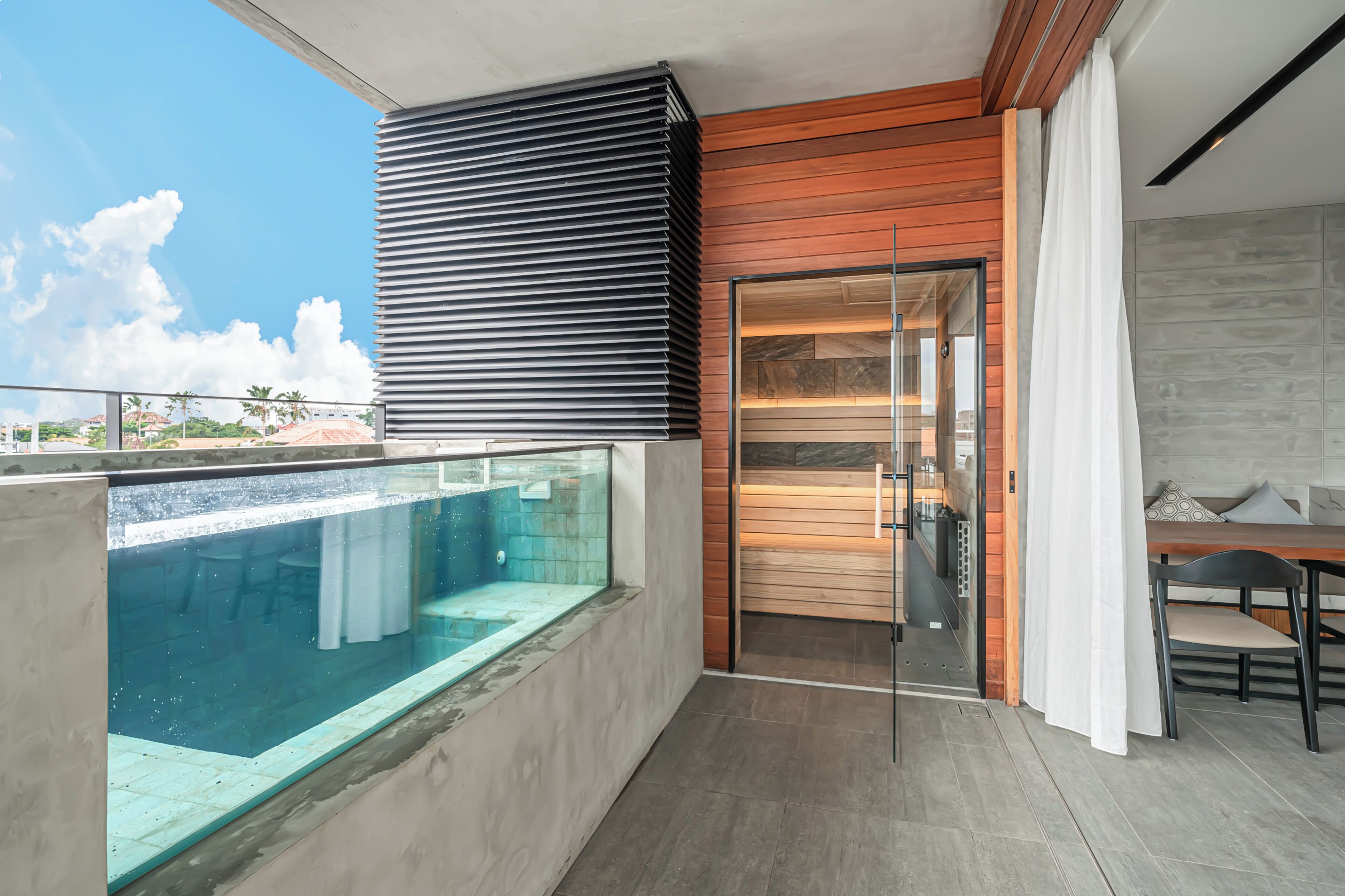 One-Bedroom Penthouse | Terrace/patio