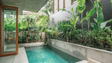 One-Bedroom Deluxe Apartment with Garden | Terrace/patio