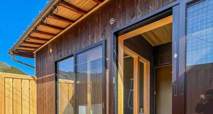 Comfortable 150-year-old traditional Japanese-style inn near the ruins of Takeda Castle floating on the sea of clouds.