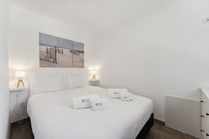 1 bedroom, iron/ironing board, Internet, bed sheets