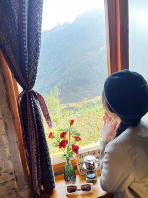 In-room dining - The Link Farmstay (Sa Pa)