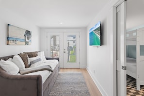 3 chambres, fer et planche à repasser, Wi-Fi gratuit, draps fournis