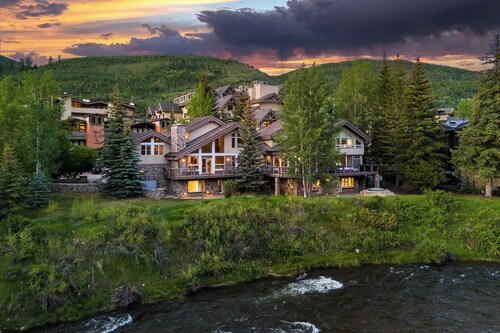 Vail Village Riverfront Retreat