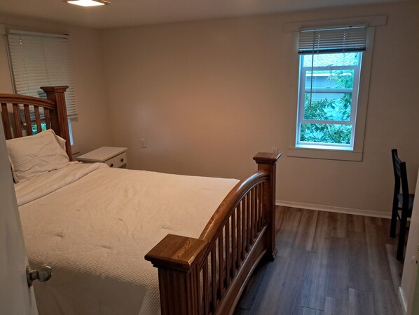 3 bedrooms, bed sheets