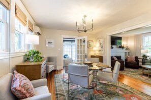 Unclassified image, 3 of 50, button