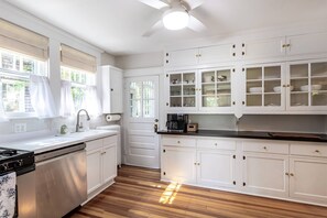 Fridge, microwave, dishwasher, coffee/tea maker