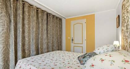 Gite for 4 people in house with swimming pool