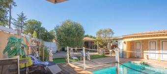 Gite for 4 people in house with swimming pool