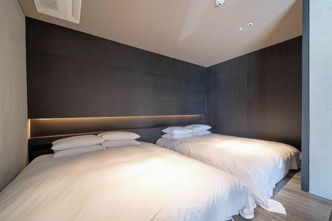 Bureau, fer et planche à repasser, Wi-Fi gratuit