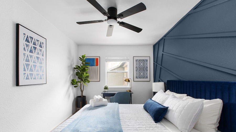 Posh & Serene 2BR w Private Patio