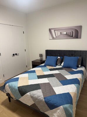 2 bedrooms, WiFi, bed sheets