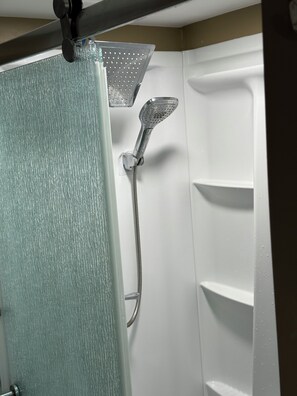 Bathroom - Cozy small sized apartment with WiFi in awesome Waterbury. (Waterbury)