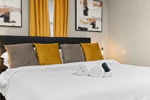 Iron/ironing board, WiFi, bed sheets