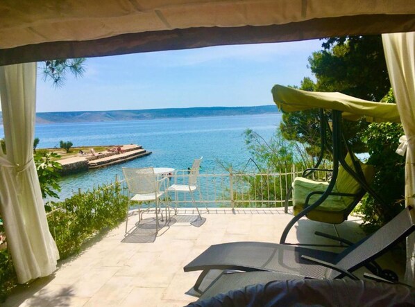 House (Three Bedroom House) | Balcony