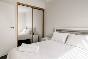 2 bedrooms, iron/ironing board, WiFi, bed sheets