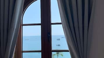 Superior Double Room, 1 King Bed, Sea View | In-room safe, desk, blackout curtains, free WiFi