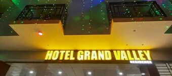 Hotel Grand Valley