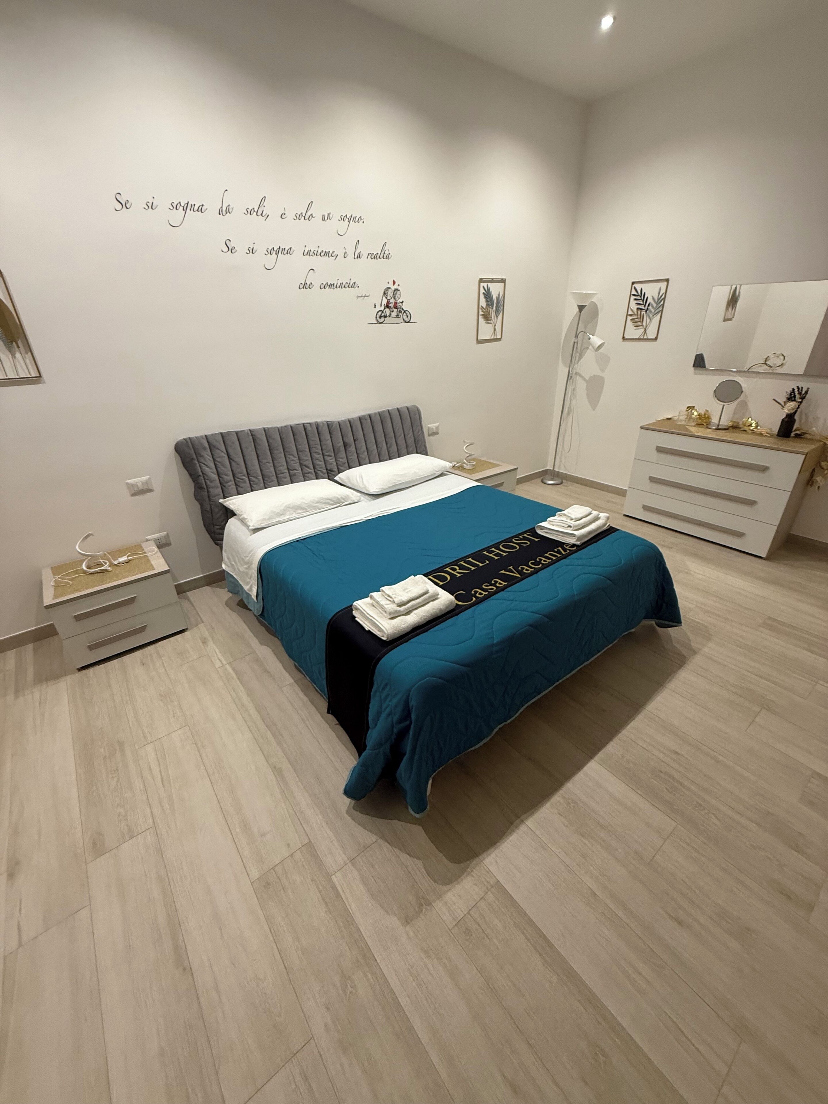 2 Schlafzimmer, Schreibtisch, Bügeleisen/Bügelbrett, kostenloses WLAN