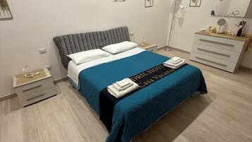 2 bedrooms, desk, iron/ironing board, free WiFi