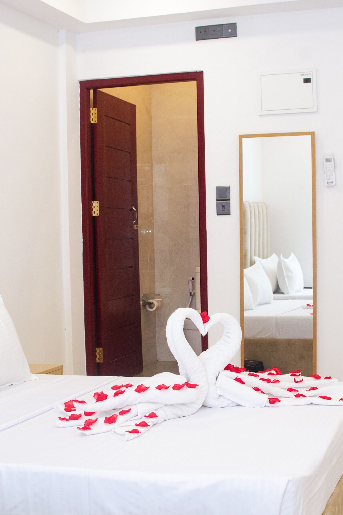 Photo - Kings Grand Hotel