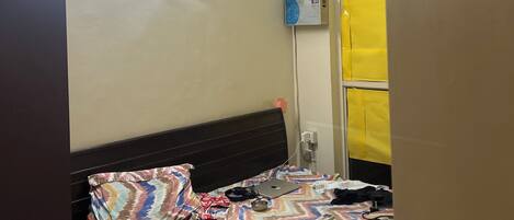 2 quartos, ferros/tábuas de passar roupa, Wi-Fi, roupa de cama