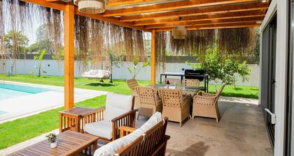 3-bedroom villa in pleasant Hisarönü with WiFi, AC